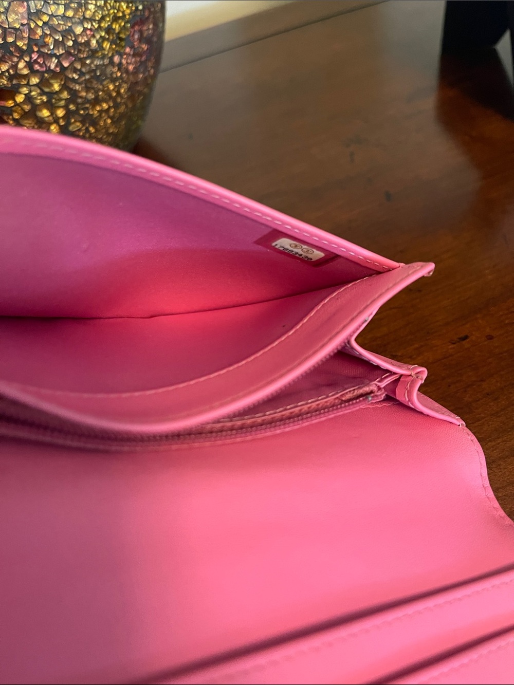 EUC CHANEL COCO BUTTON (CC) LONG BIFOLD WALLET GRAINED CALFSKIN PINK LEATHER - Picture 12 of 17